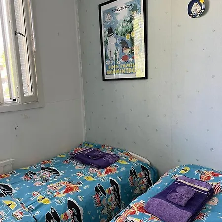 Kompakti Kolmio Hyvaellae Sijainnilla *