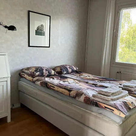 Apartment Kompakti Kolmio Hyvaellae Sijainnilla